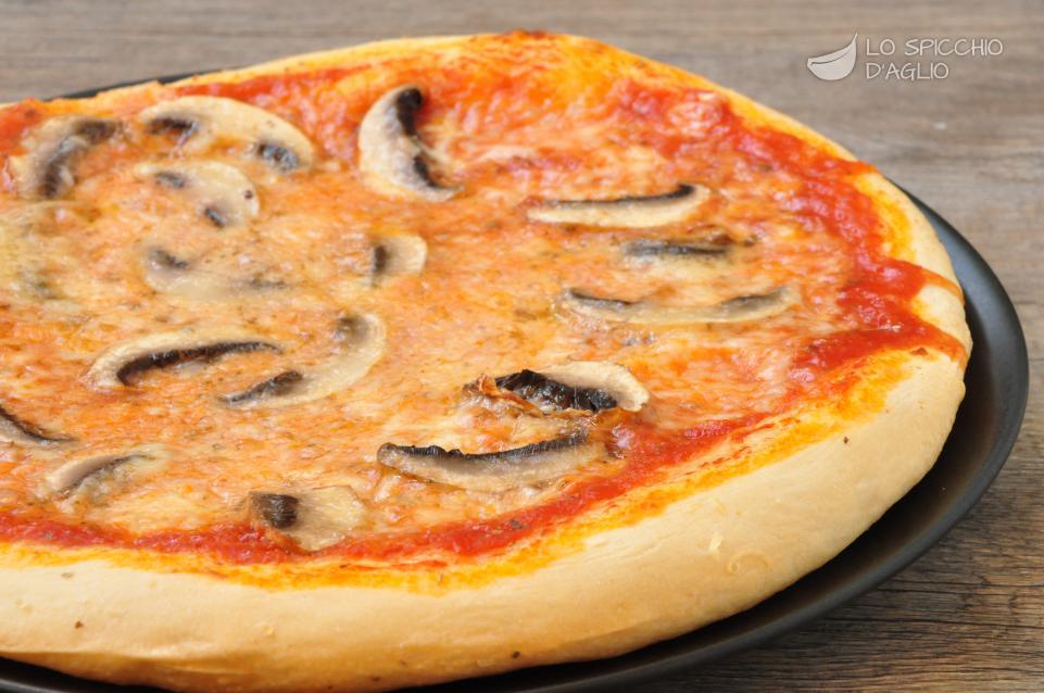 Pizza ai funghi